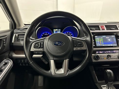 Used 2016 Subaru Outback 3.6R Limited AWD/4WD image 13