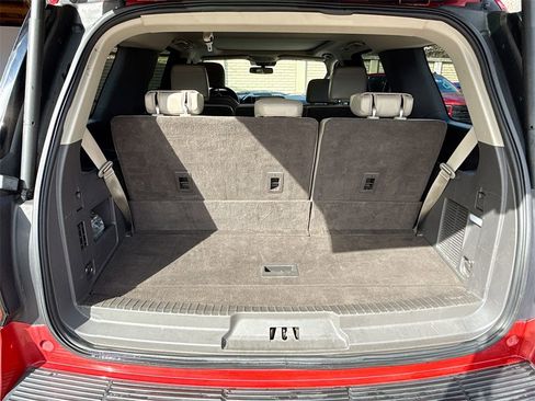 Used 2021 Ford Expedition Limited image 30