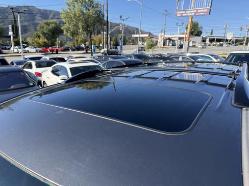 Used 2012 Toyota Highlander SE image 7