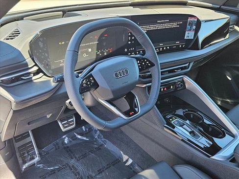 New 2025 Audi SQ5 Premium Plus AWD/4WD image 3