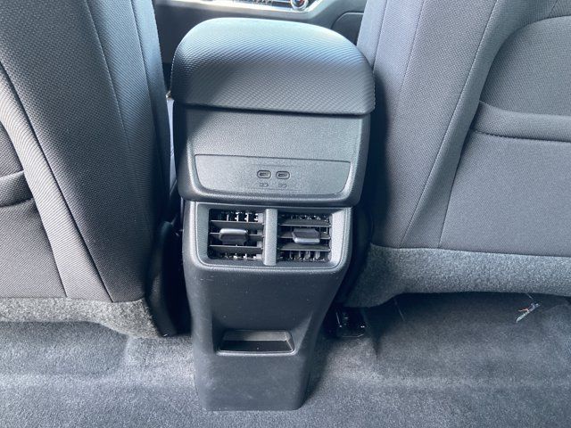 Used 2026 Chevrolet Equinox LT AWD/4WD image 52