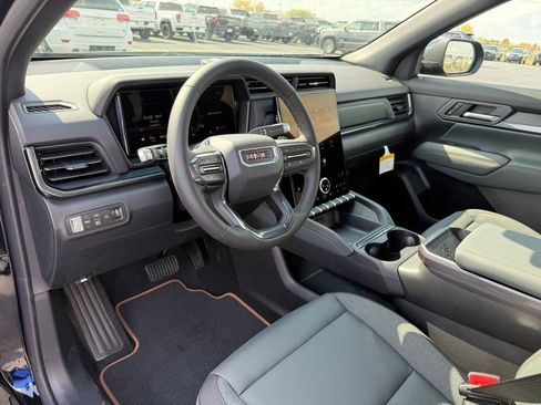 New 2026 GMC Terrain AT4 AWD/4WD image 18