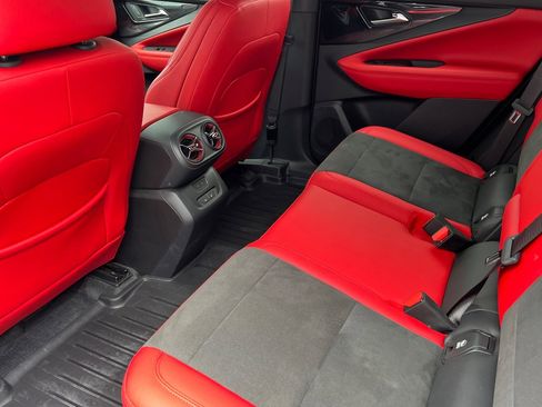 Used 2024 Chevrolet Blazer EV RS image 9