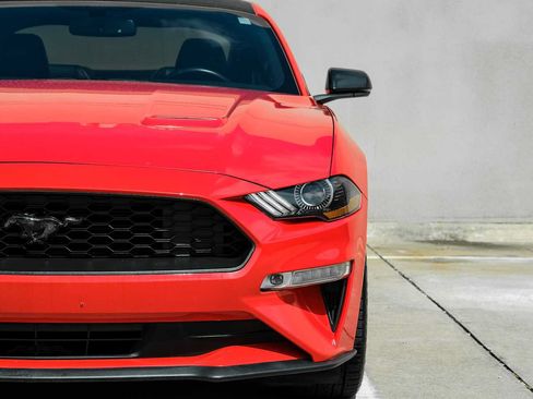 Used 2019 Ford Mustang Premium RWD image 39