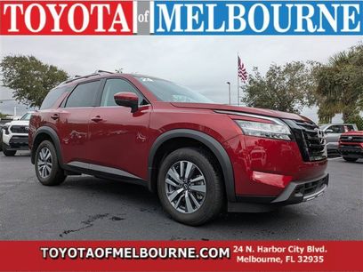 Used 2024 Nissan Pathfinder SL w/ Black Appearance Package