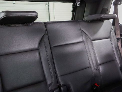 Used 2023 Chevrolet Tahoe Z71 AWD/4WD image 33