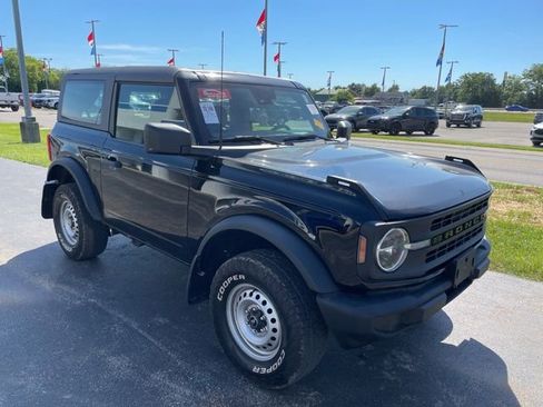 Used 2022 Ford Bronco 2-Door AWD/4WD image 4