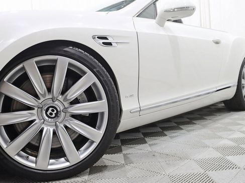 Used 2016 Bentley Continental GT image 6