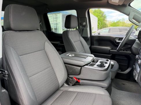Used 2024 Chevrolet Silverado 1500 Custom AWD/4WD image 25