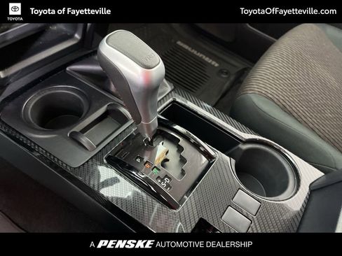 Used 2020 Toyota 4Runner TRD Off-Road image 30