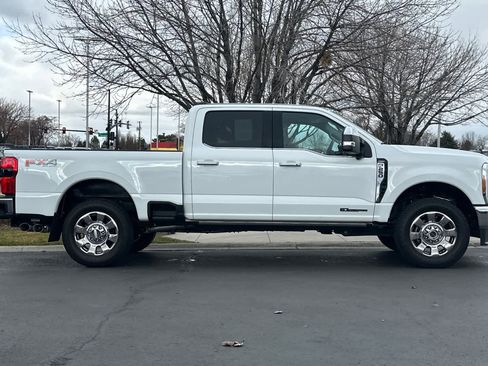 Certified 2023 Ford F250 Lariat w/ Lariat Ultimate Package image 8