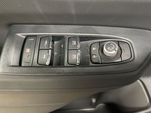 New 2025 Subaru Forester Limited image 9