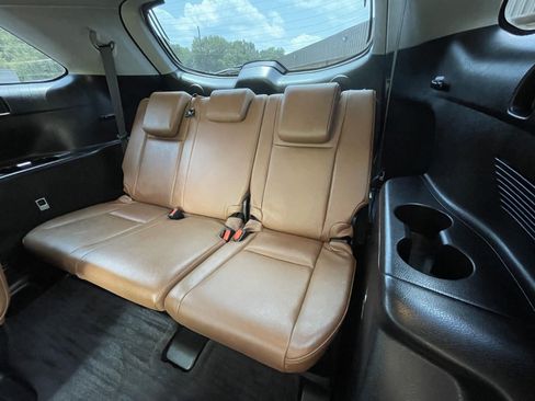 Used 2019 Toyota Highlander Limited FWD image 42