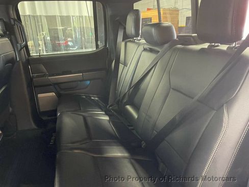 Used 2024 Ford F150 Lariat AWD/4WD image 17