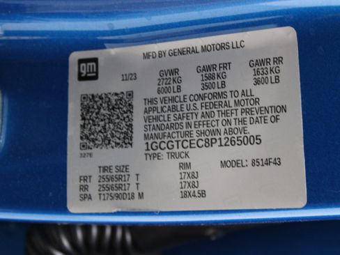 Used 2023 Chevrolet Colorado LT AWD/4WD image 36