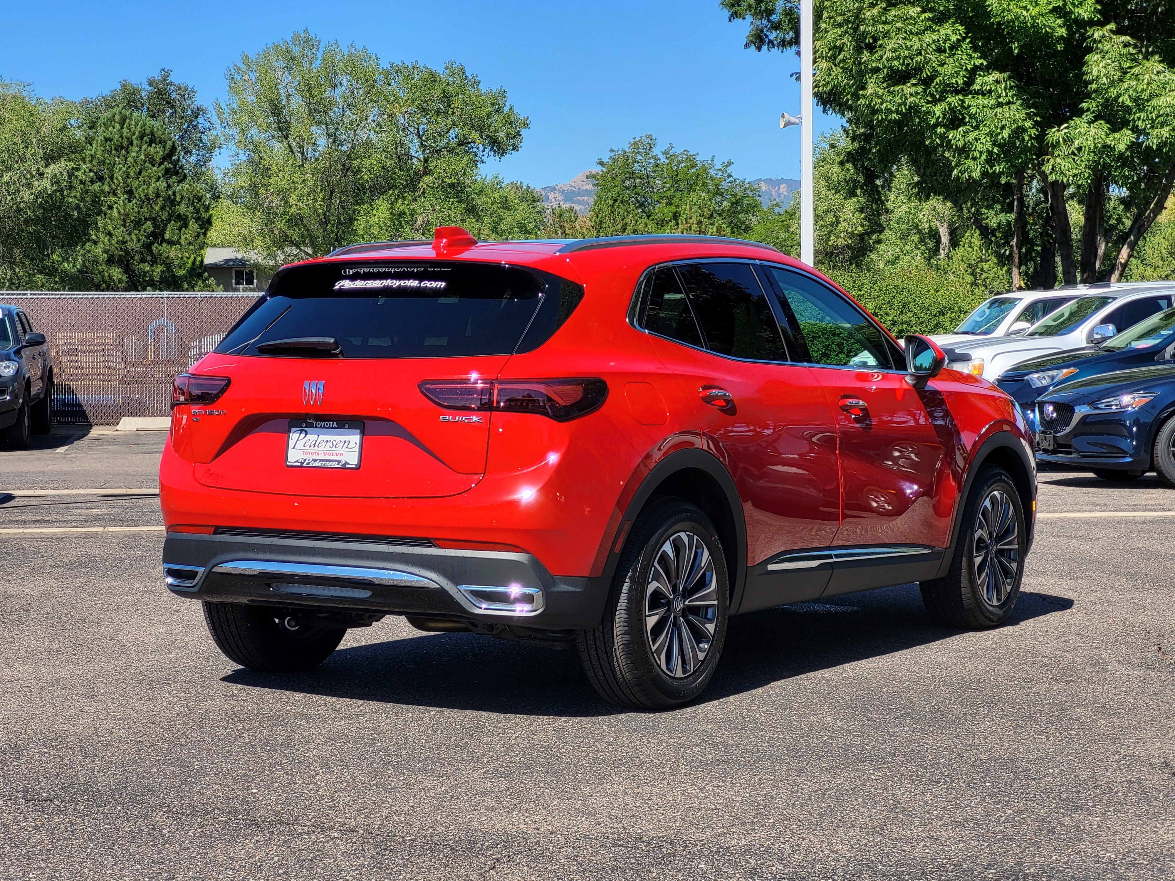 Used 2026 Buick Envision Preferred AWD/4WD image 3