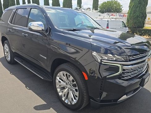 Used 2021 Chevrolet Tahoe Premier w/ Premium Package RWD image 4