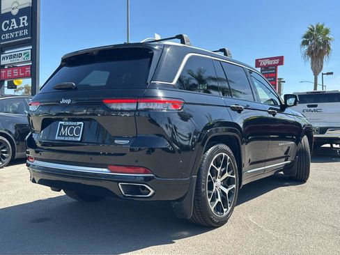Used 2023 Jeep Grand Cherokee Summit AWD/4WD image 13