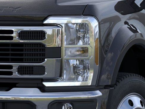 New 2026 Ford F450 XLT w/ 360-Degree Camera Package AWD/4WD image 18