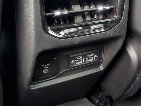 Used 2024 Jeep Grand Cherokee Altitude AWD/4WD image 27