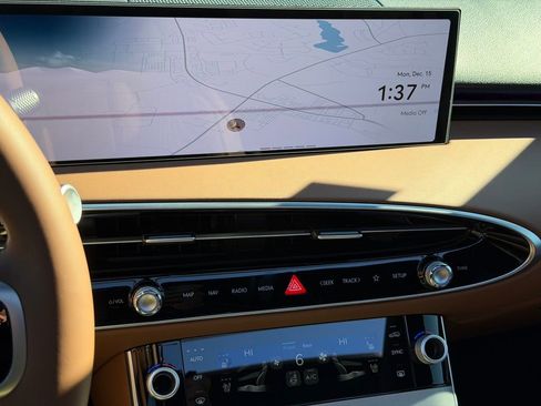 New 2026 Genesis GV70 2.5T Advanced image 22