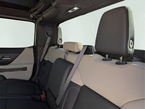New 2026 GMC Hummer EV 4x4 Crew Cab image 16