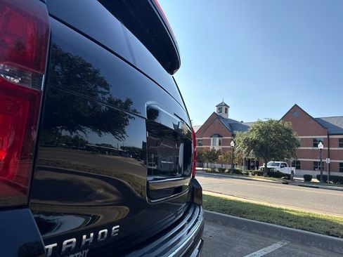 Used 2016 Chevrolet Tahoe LTZ AWD/4WD image 14