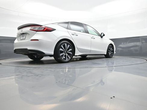 Certified 2024 Honda Civic EX-L image 29