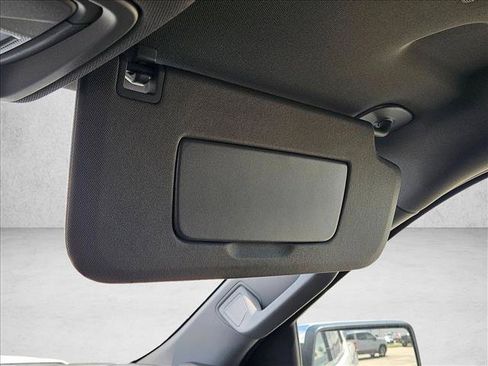 Used 2025 GMC Sierra 1500 SLT RWD image 13
