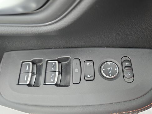 Certified 2023 Honda HR-V Sport image 27