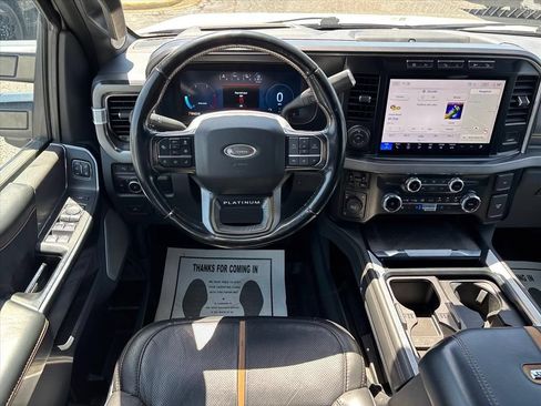 Used 2023 Ford F250 Platinum AWD/4WD image 24