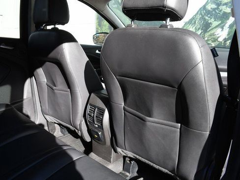 Used 2016 Ford Escape SE image 27