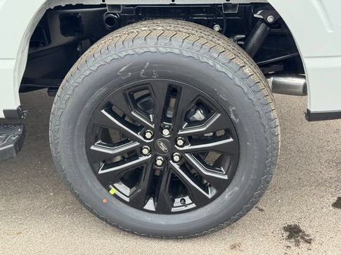New 2026 Ford F150 Lariat w/ Equipment Group 502A High AWD/4WD image 9