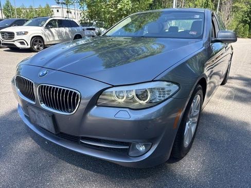 Used 2013 BMW 528i Sedan RWD image 2