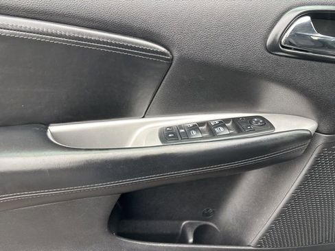 Used 2014 Dodge Journey Limited image 12