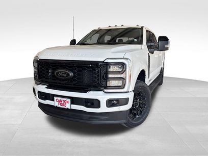 New 2026 Ford F250 Lariat w/ Black Appearance Package