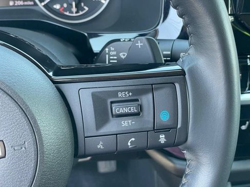 Certified 2022 Nissan Pathfinder SV AWD/4WD image 16