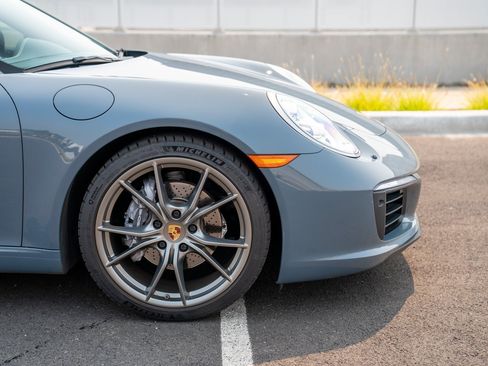 Certified 2017 Porsche 911 Carrera RWD image 9