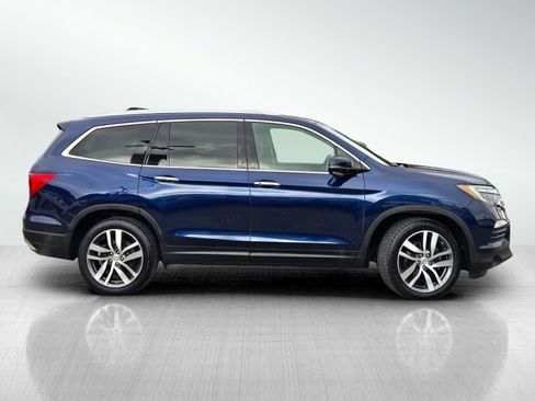 Used 2016 Honda Pilot Touring image 3