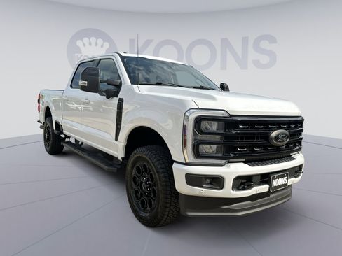 Used 2024 Ford F250 Lariat w/ Lariat Ultimate Package AWD/4WD image 18