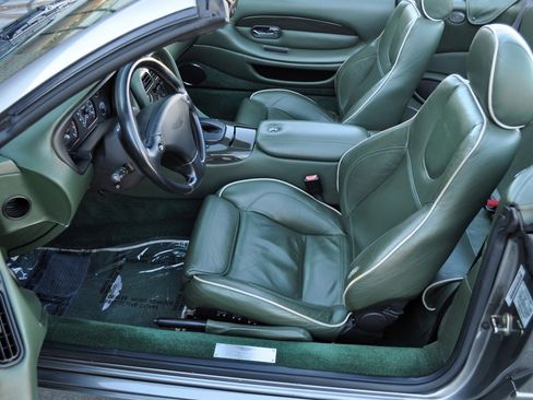 Used 2002 Aston Martin DB7 Vantage image 35