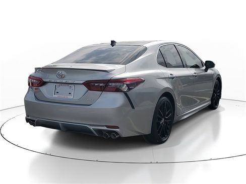 Used 2023 Toyota Camry XSE image 4
