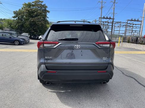 Used 2023 Toyota RAV4 XLE Premium AWD/4WD image 4