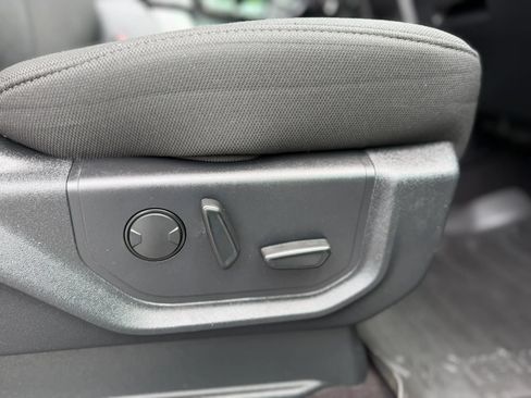 Used 2019 Ford F150 XLT w/ Equipment Group 302A Luxury RWD image 28