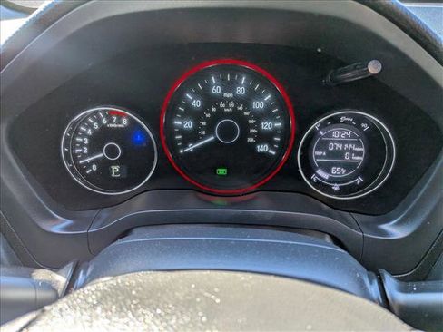 Used 2021 Honda HR-V Sport image 12