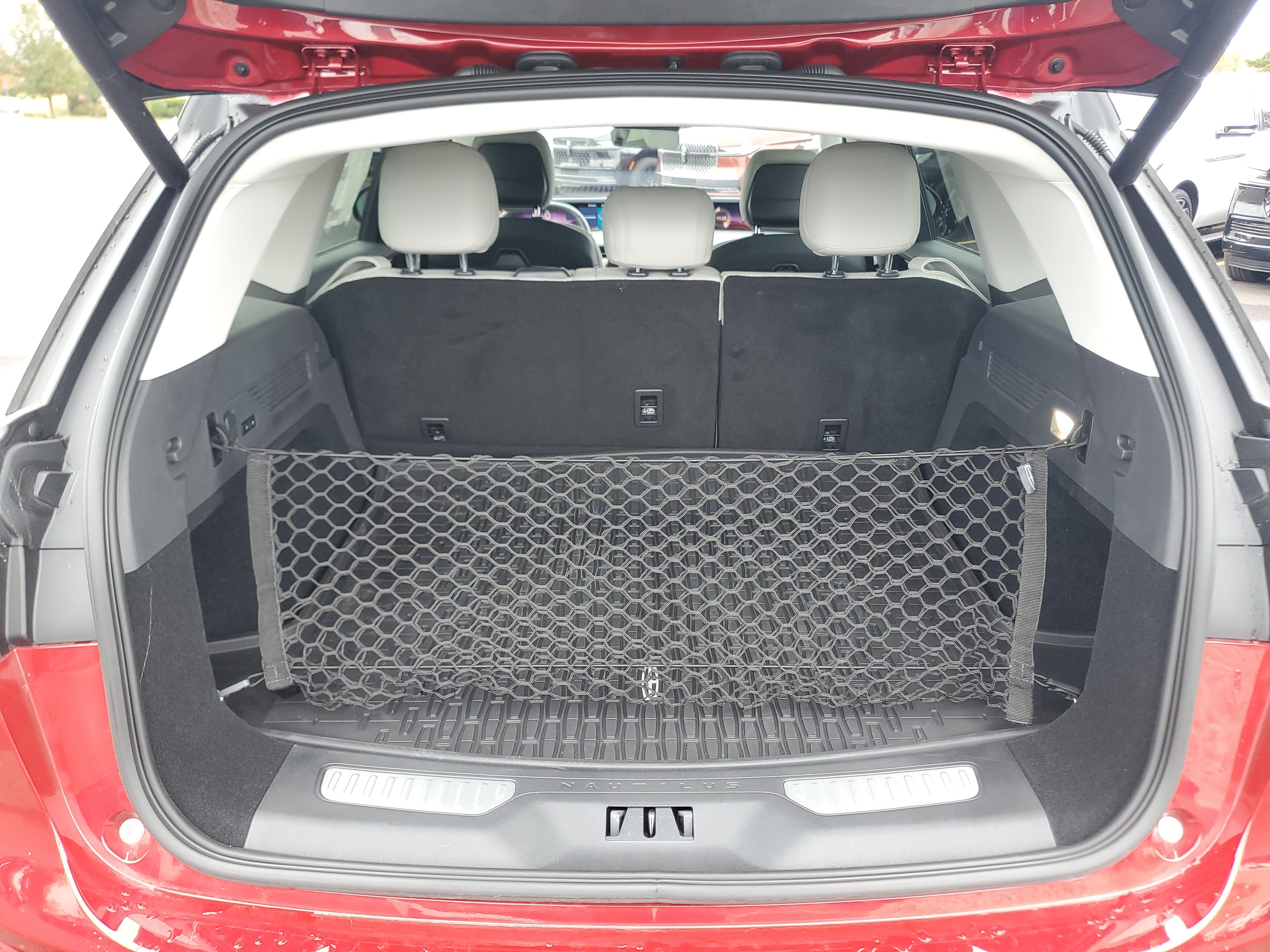 New 2026 Lincoln Nautilus Reserve AWD/4WD image 33