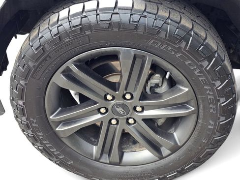 Used 2022 Ford F150 XLT w/ Equipment Group 302A High AWD/4WD image 14