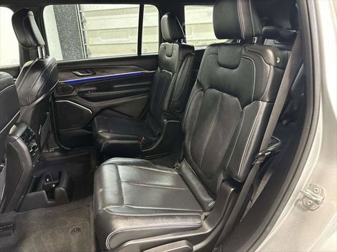 Certified 2022 Jeep Grand Cherokee L Overland w/ MOPAR Finishing Package image 18