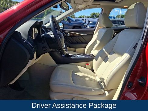 Used 2016 INFINITI Q50 3.0t Premium w/ Driver Assistance Package RWD image 2