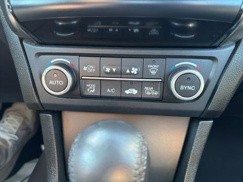 Used 2022 Acura ILX w/ Premium Package FWD image 27